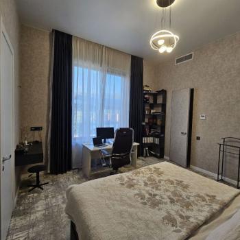 Продается Дом, 198 м²