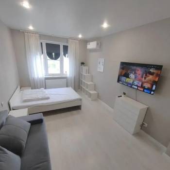 Сдается 1-комнатная квартира, 38 м²