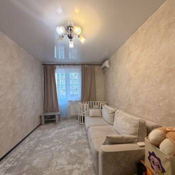 Продается 1-комнатная квартира, 35 м²
