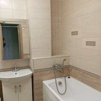 Продается 1-комнатная квартира, 52,2 м²
