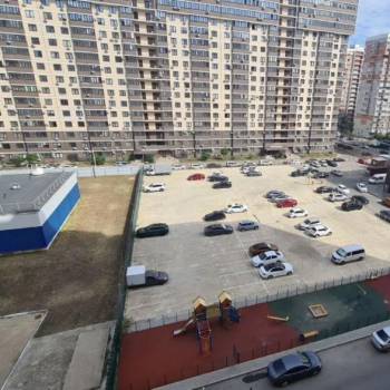 Сдается 1-комнатная квартира, 38 м²