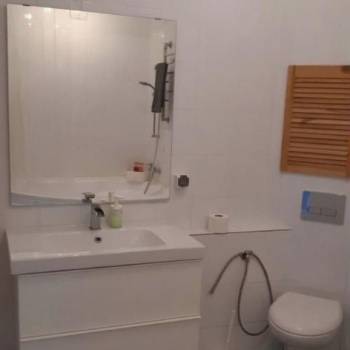Продается 1-комнатная квартира, 55 м²