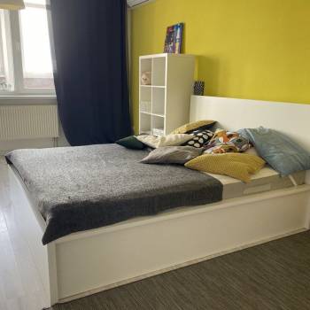 Продается 1-комнатная квартира, 55 м²