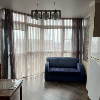 Сдается 1-комнатная квартира, 52 м²