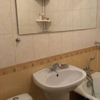 Продается 1-комнатная квартира, 32 м²
