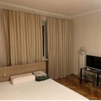 Продается 1-комнатная квартира, 32 м²