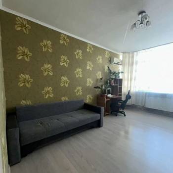 Продается 1-комнатная квартира, 40 м²