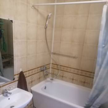 Продается 1-комнатная квартира, 42 м²