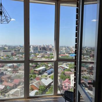 Сдается 1-комнатная квартира, 52 м²