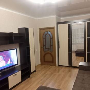 Сдается 1-комнатная квартира, 42 м²