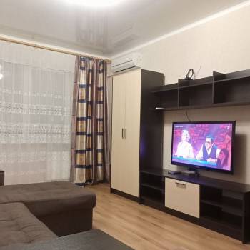 Сдается 1-комнатная квартира, 42 м²