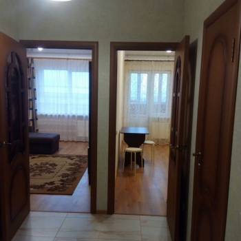 Сдается 1-комнатная квартира, 42 м²