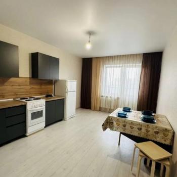 Сдается 1-комнатная квартира, 41 м²
