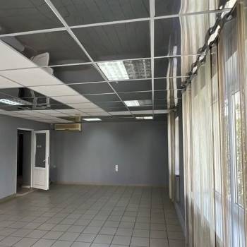 Продается Нежилое помещение, 80 м²