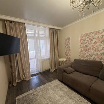 Продается 2-х комнатная квартира, 60 м²