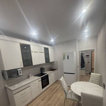 Сдается 1-комнатная квартира, 39 м²