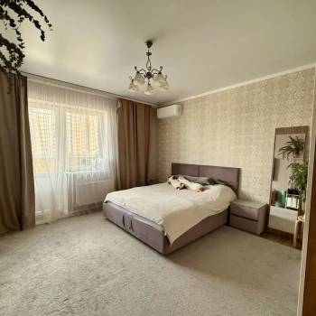 Сдается 2-х комнатная квартира, 70 м²