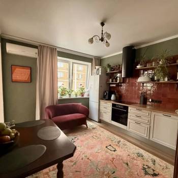 Сдается 2-х комнатная квартира, 70 м²