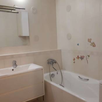 Сдается 2-х комнатная квартира, 57 м²