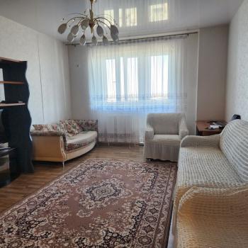 Сдается 2-х комнатная квартира, 77 м²