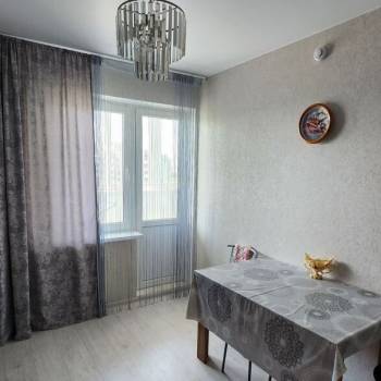 Сдается 1-комнатная квартира, 38 м²