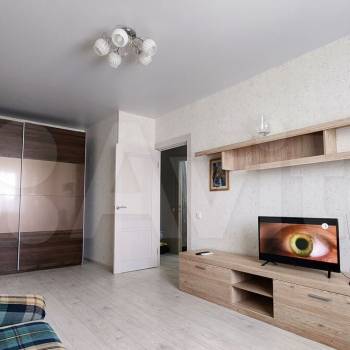 Сдается 1-комнатная квартира, 38 м²