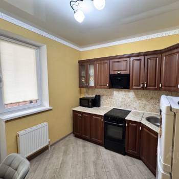 Продается 1-комнатная квартира, 34 м²