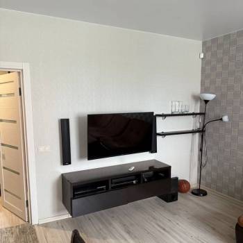Сдается Многокомнатная квартира, 63,8 м²