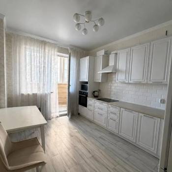 Продается 2-х комнатная квартира, 65,8 м²