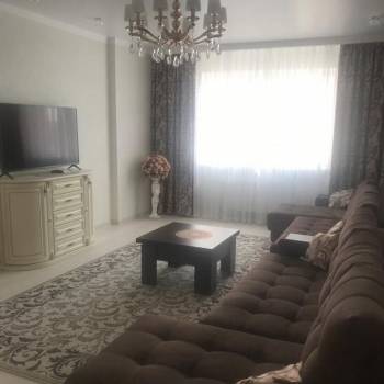 Сдается Многокомнатная квартира, 105 м²