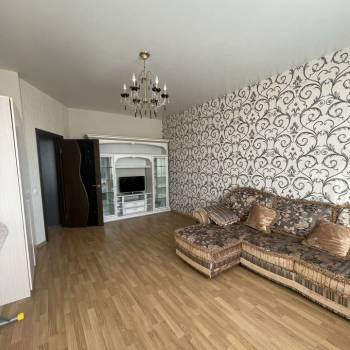 Сдается 1-комнатная квартира, 47 м²