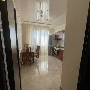 Сдается 1-комнатная квартира, 47 м²