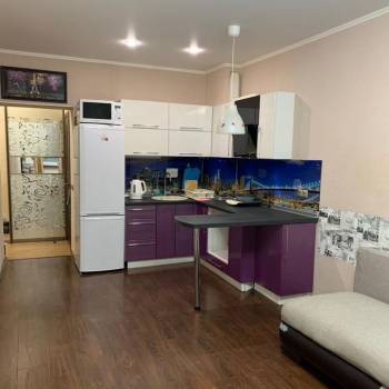 Продается 1-комнатная квартира, 27 м²