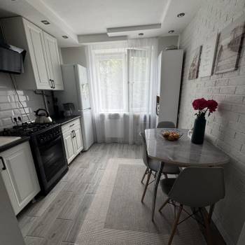 Продается 2-х комнатная квартира, 56 м²