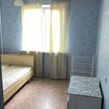 Продается Многокомнатная квартира, 74,4 м²