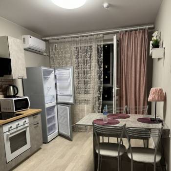 Сдается 1-комнатная квартира, 43,3 м²