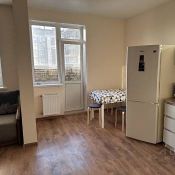 Сдается 2-х комнатная квартира, 80 м²