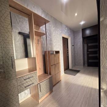 Сдается 2-х комнатная квартира, 70 м²