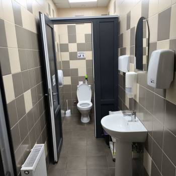 Сдается Офис, 232,6 м²