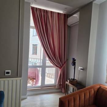 Продается 1-комнатная квартира, 42 м²
