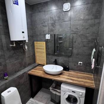 Сдается 1-комнатная квартира, 42 м²