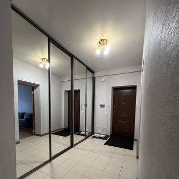 Сдается 2-х комнатная квартира, 84 м²