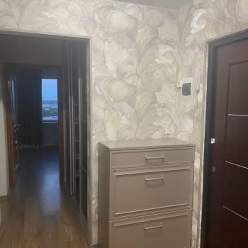 Сдается Многокомнатная квартира, 81,2 м²