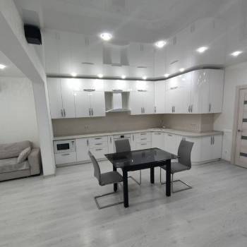 Продается 3-х комнатная квартира, 100 м²