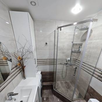 Продается 1-комнатная квартира, 41 м²