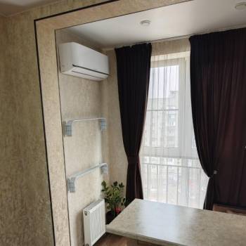 Продается 1-комнатная квартира, 41 м²