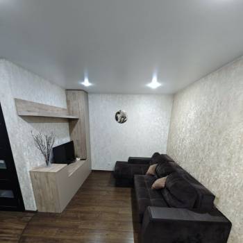 Продается 1-комнатная квартира, 41 м²