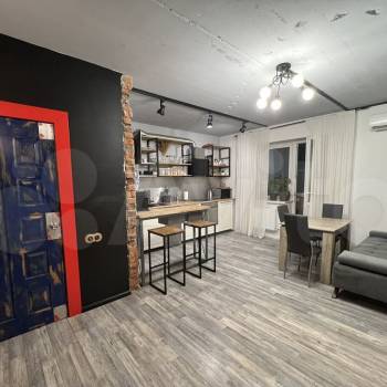 Продается Многокомнатная квартира, 82,5 м²