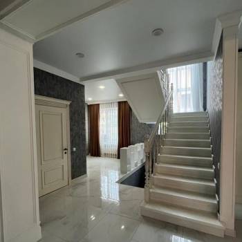 Продается Дом, 360 м²