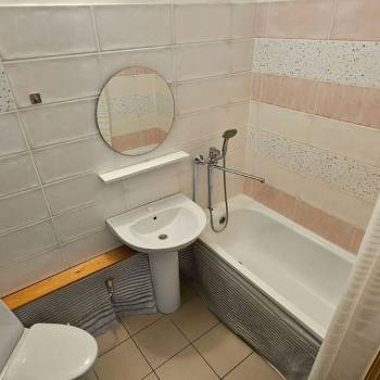 Продается 1-комнатная квартира, 37,3 м²